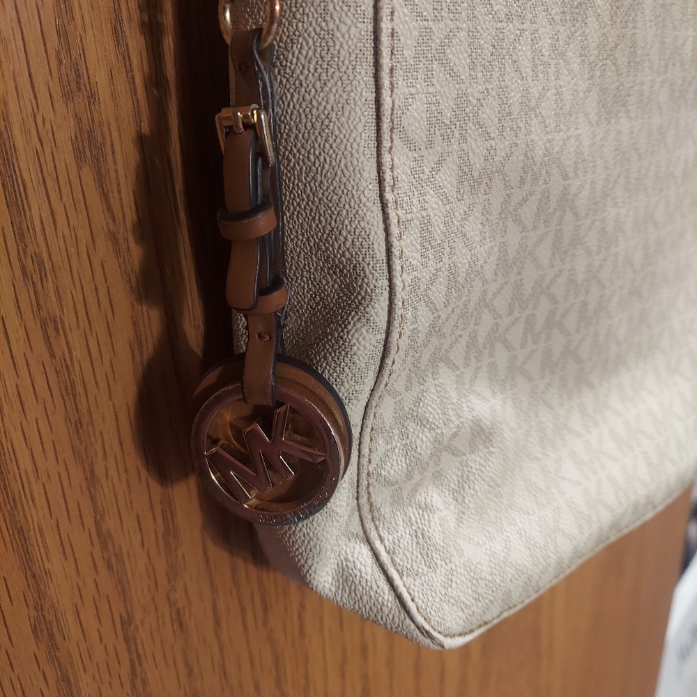 Michael Kors Beige Crossbody Bag - Picture 11 of 15